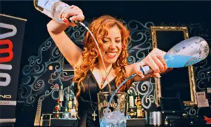 Imagen del héroe de la escuela de coctelería 786-Bartend en Miami