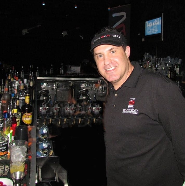 786 Bartend Escuela de Coctelería Miami - Isaac Ergas
